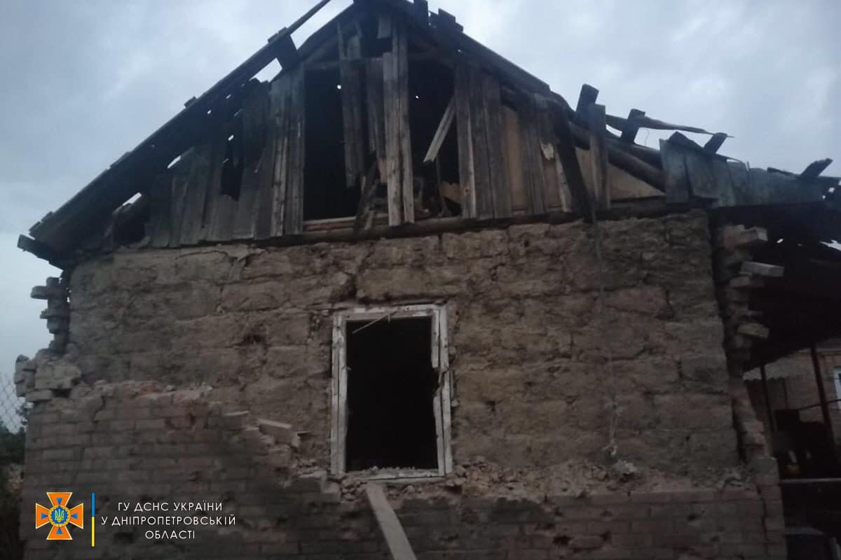 Новости Днепра про Накрили вогнем три райони: ДСНС прокоментували нічні обстріли Дніпропетровщини