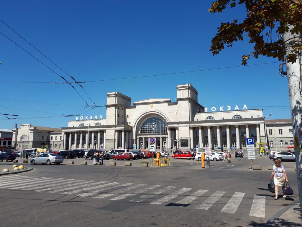 Новости Днепра про Сегодня в Днепре «заминировали сразу 2 вокзала»