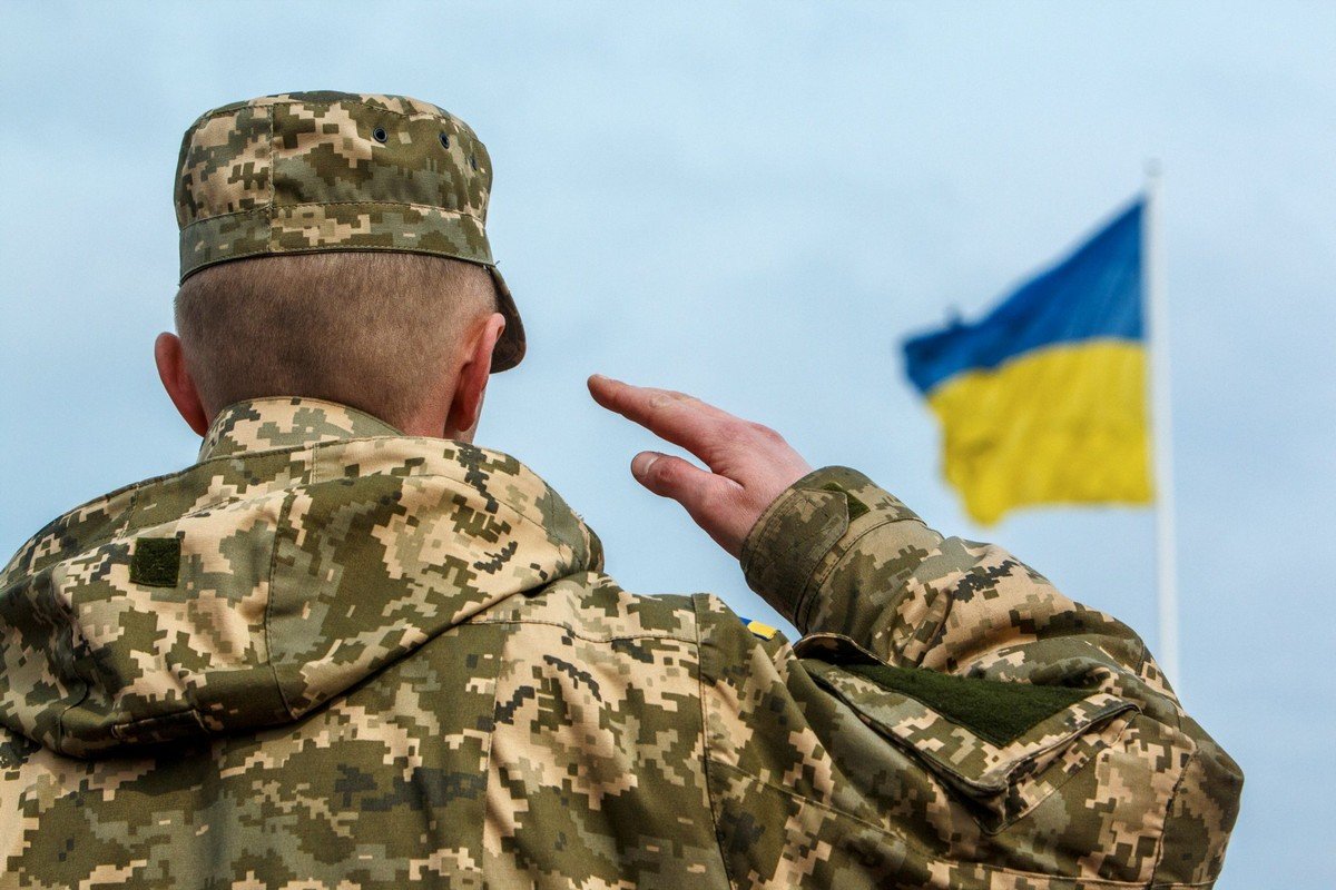 Новости Днепра про Стало известно, на сколько в Украине могут продлить военное положение и мобилизацию