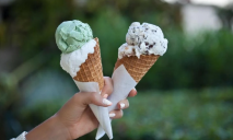 Найдешевший десерт: як виглядає та з чого складається морозиво за 6,5 грн у магазинах Дніпра