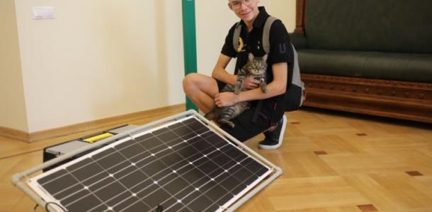Герой в тылу: во Львове школьник разработал мощную зарядную станцию для ВСУ