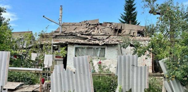 Ранены люди, разрушены дома: враг ударил по Никополю из «Градов» и артиллерии