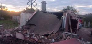 Новости Днепра про Сбитый в пригороде Днепра дрон-камикадзе упал во двор жилого дома, есть пострадавшие