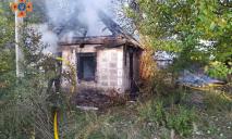 На Днепропетровщине горел частный дом: погибла женщина