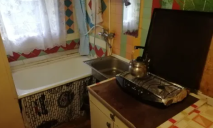 Індивідуальне опалення та ванна біля плити: як виглядає будинок за 4 тис грн в оренду у Дніпрі (ФОТО)
