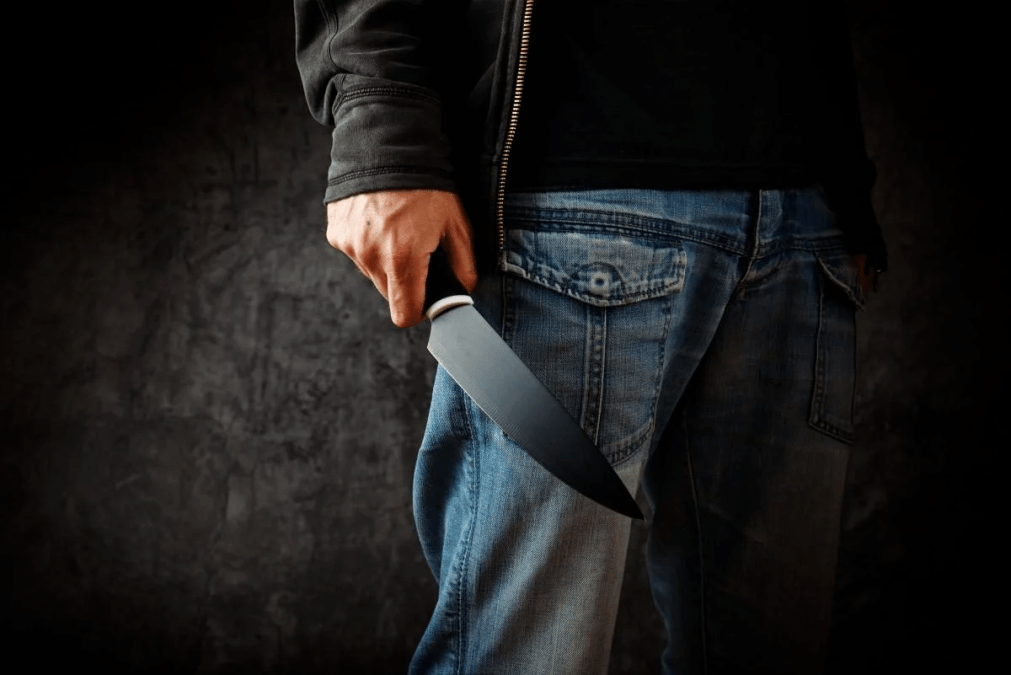 Новости Днепра про В Зеленодольске мужчина ударил знакомого ножом