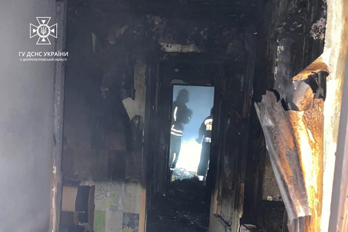 Новости Днепра про В Днепре на Зоопарковой горел дом: пострадала семья