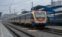 Приміський потяг до Нікополя: “Укрзалізниця” призначила додаткову зупинку