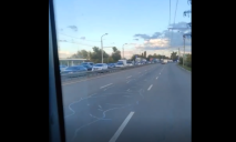 Пробка на километр: в Днепре на Набережной Заводской произошла авария