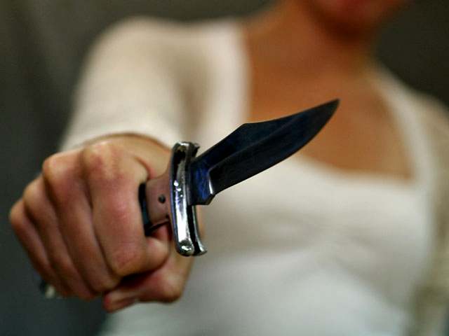 Новости Днепра про На Днепропетровщине женщина с ножом напала на своего возлюбленного