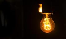 Екстрені відключення електрики: де у Дніпрі та області вже немає світла