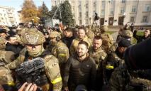 “А як же кавуни”: президент України приїхав до звільненого Херсона