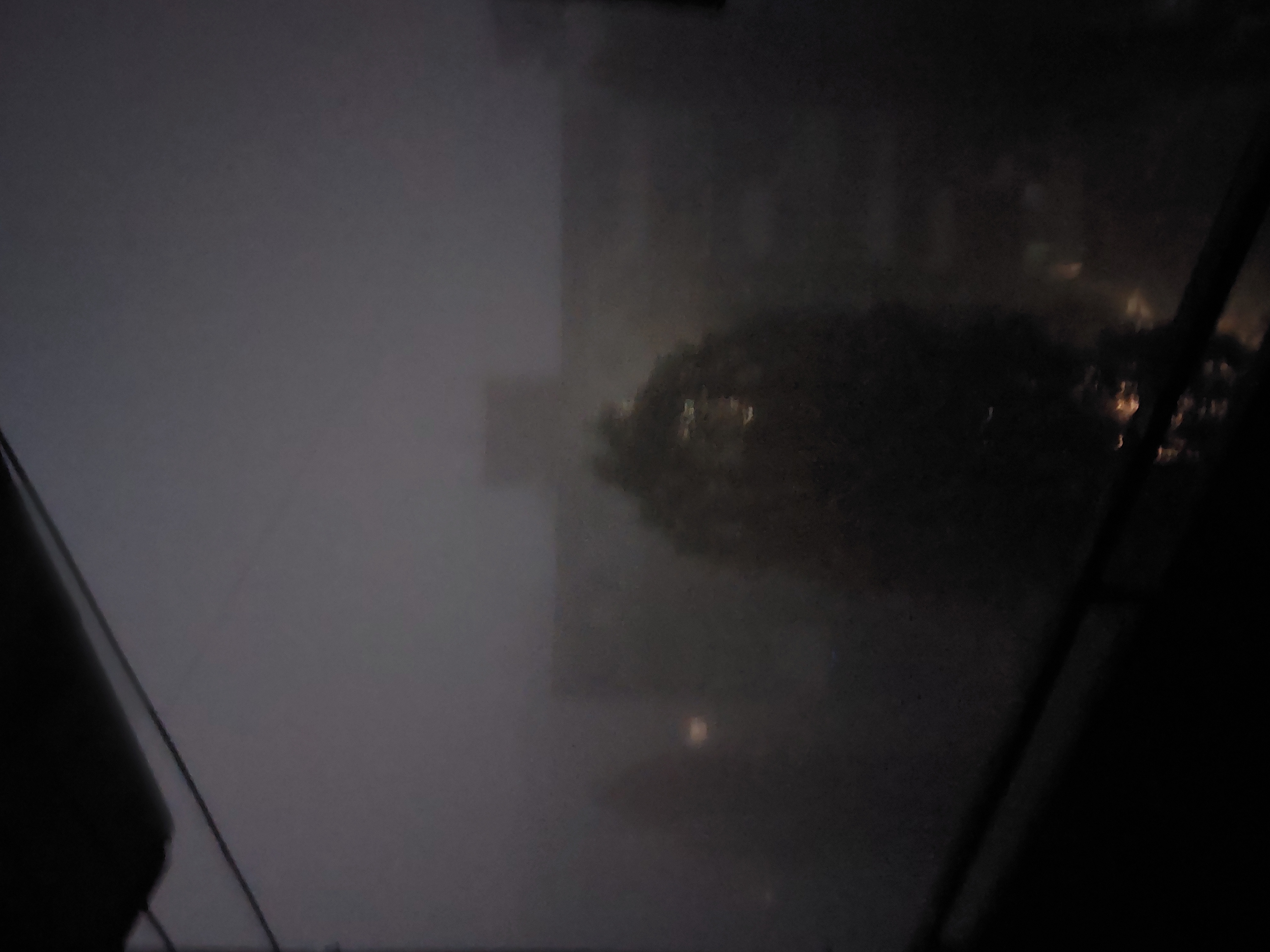 Новости Днепра про Як у фільмі жахів: Дніпро потонув у надзвичайно густому тумані (ФОТО)