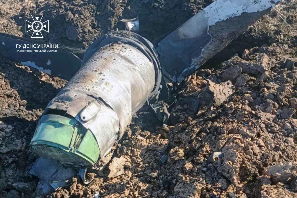 Новости Днепра про Довгі і небезпечні: на Дніпропетровщині виявили частини ворожих ракет «Калібр» та Х-55  (ФОТО)