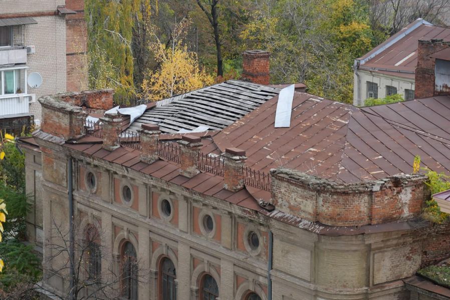Новости Днепра про В центре Днепра пытаются спасти известное старинное здание