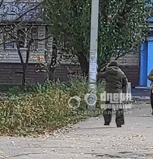Новости Днепра про На улицах Днепра заметили мужчину переодевшегося в российского танкиста (ФОТО)