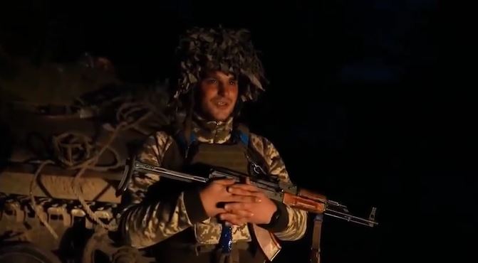 Новости Днепра про Шахтер, который служит в 25-й бригаде с Днепропетровщины, уничтожил вражескую технику на 30 миллионов долларов