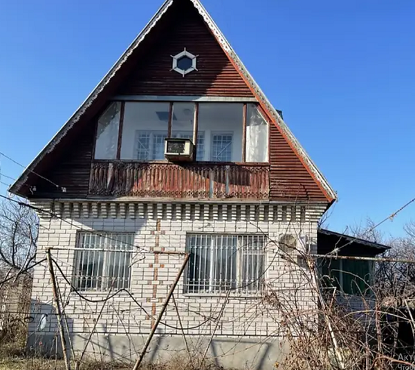 Новости Днепра про Ніякий блекаут не страшний: скільки коштує будинок у селі біля Дніпра з пічним опаленням та криницею