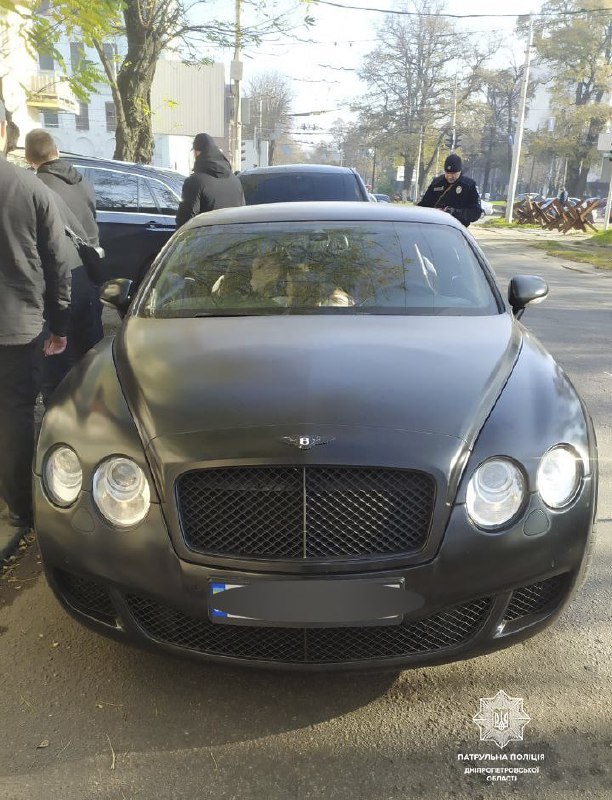 Новости Днепра про У Дніпрі затримали водійку «Bentley» з «липовими» документами