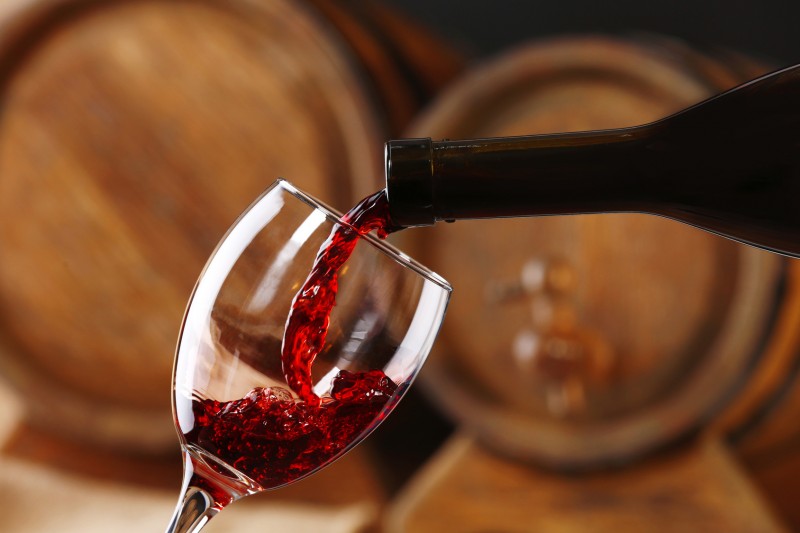 Новости Днепра про В Днепропетровской области мужчина украл из магазина 1,5 литра вина: приговор суда