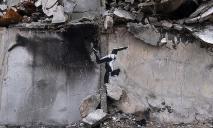 Відомий британський художник намалював гімнастку на зруйнованому будинку у Бородянці