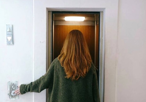 Новости Днепра про Тільки без паніки: що робити, якщо застрягли у ліфті