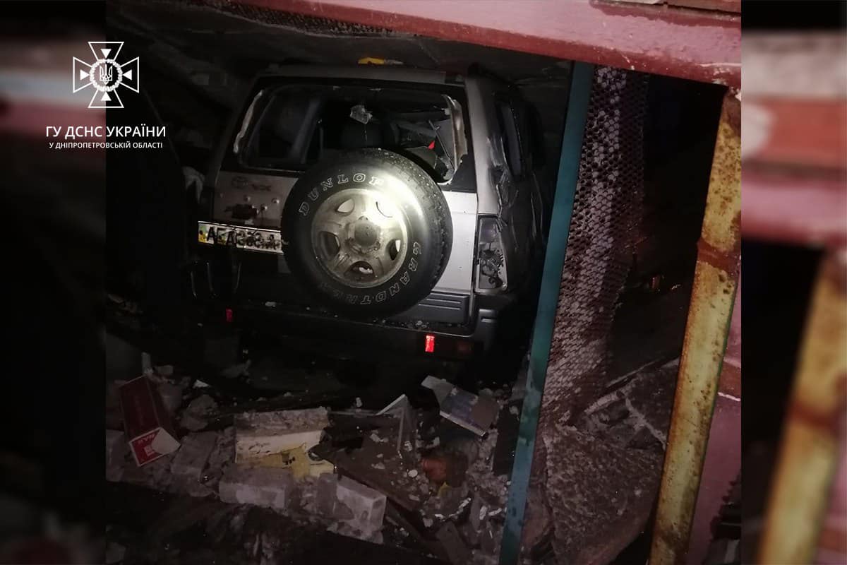 Новости Днепра про У Дніпрі у гаражі вибухнув автомобіль (ФОТО)