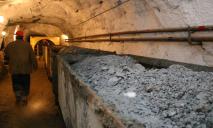 На Днепропетровщине почти 3 тысячи шахтеров застряли под землей из-за обесточивания