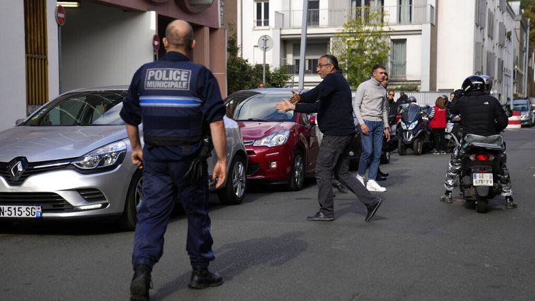 Новости Днепра про В центре Парижа 69-летний мужчина застрелил двух человек, есть и раненые