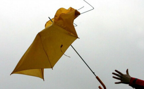 Новости Днепра про Крижаний вітер зноситиме з ніг: у Дніпрі попередили про небезпечне метеоявище
