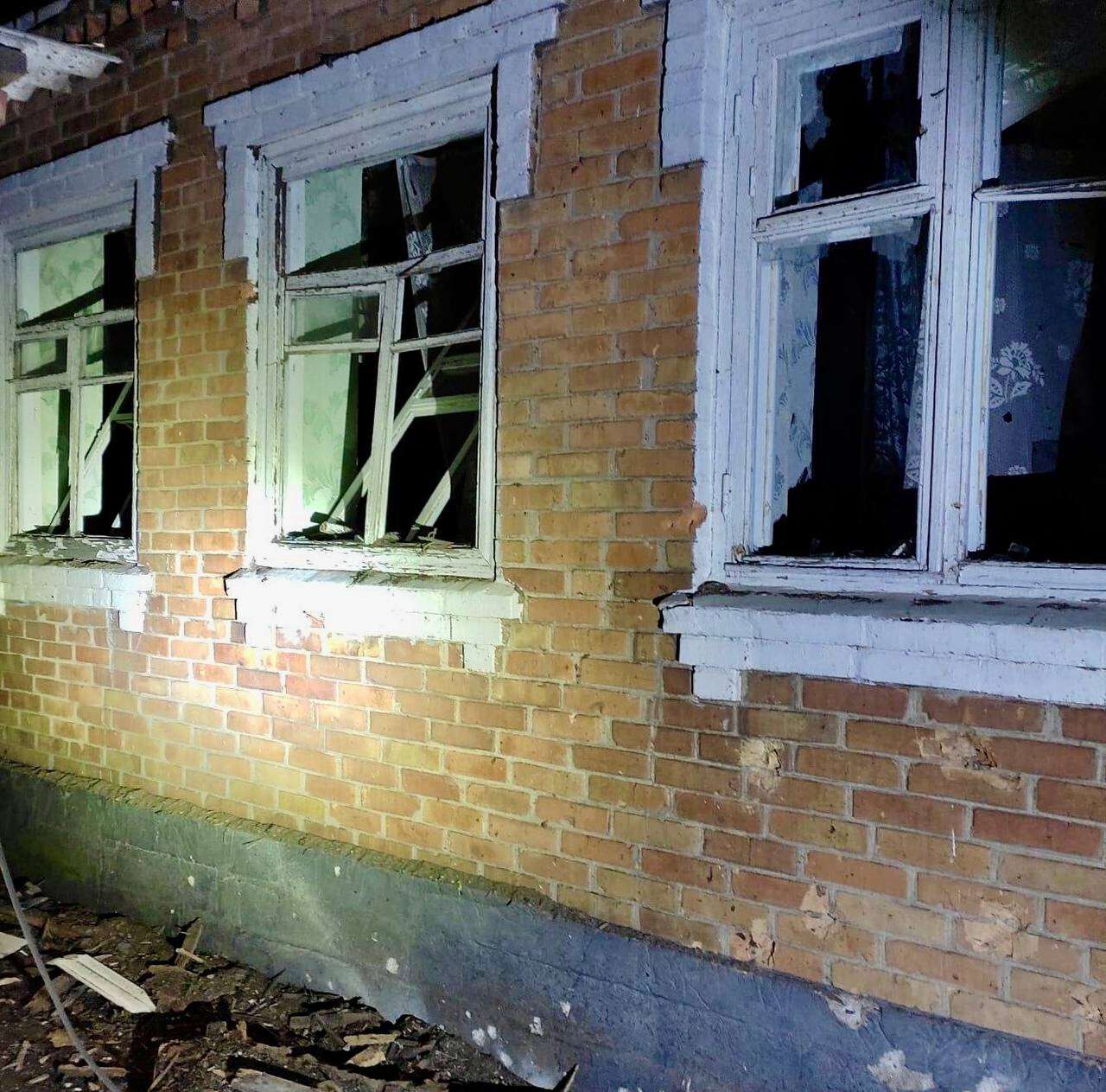 Новости Днепра про Восемь обстрелов за ночь: оккупанты накрыли огнем Никопольский район