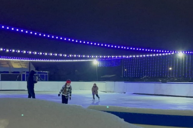 Новости Днепра про Где можно покататься на коньках в Днепре и сколько это стоит