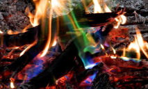 Барвник вогню та левітуючий горщик: що незвичайного продають в Інтернеті в Дніпрі