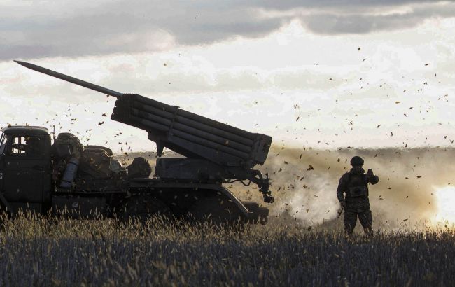 Новости Днепра про Рекордные потери России: ВСУ за месяц уничтожили почти 17 000 оккупантов