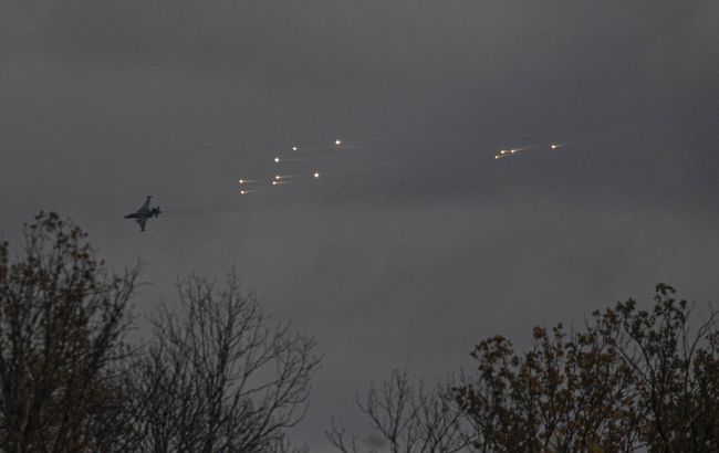 Новости Днепра про Украинская авиация нанесла 18 ударов по позициям россиян, - Генштаб