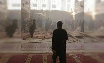 Підірвався терорист-смертник: внаслідок вибуху в мечеті Пакистану загинуло 17 людей