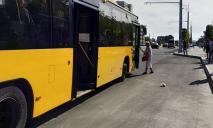 Початок рейсу та інтервал: як сьогодні ходять 10 найпопулярніших автобусних маршрутів Дніпра