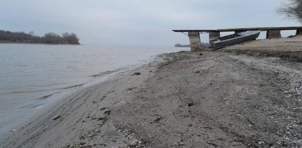 Резкое обмеление Каховского водохранилища: будут ли жители Никопольщины с водой