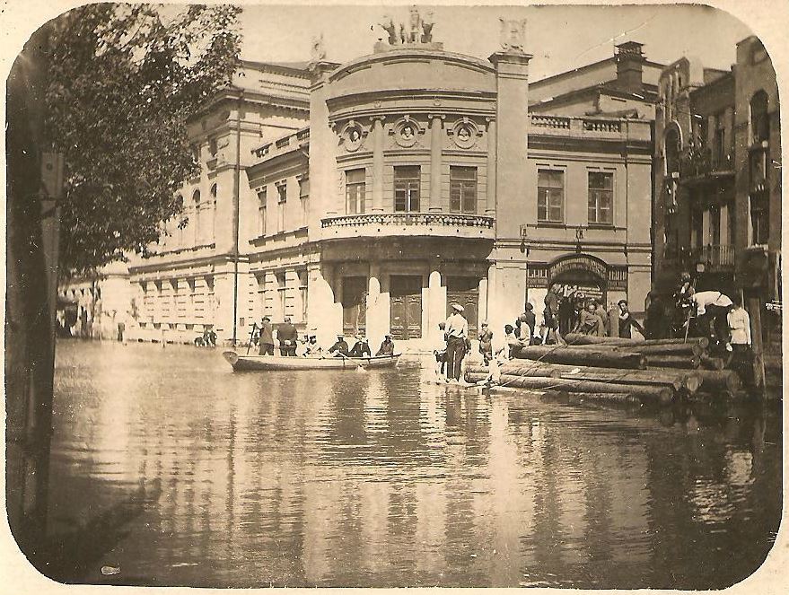 Новости Днепра про Лодки в центре: как выглядел затопленный Днепр в 1931 году (ФОТО)