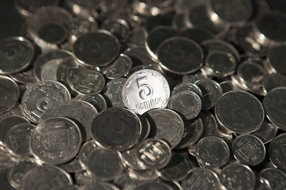 Новости Днепра про В Україні рідкісну монету номіналом 5 копійок продають за 11 000 грн: у чому її особливість