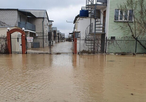 Новости Днепра про Шторм, затопленные базы и кафе: какая ситуация сейчас в оккупированной Кирилловке