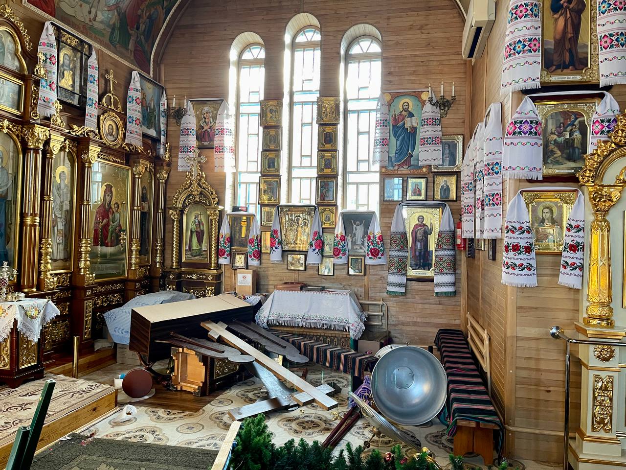 Новости Днепра про У вінницькій церкві невідомий напав з ножем на священика УПЦ МП