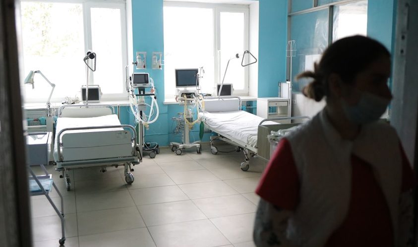 Новости Днепра про Деяких вже виписали: у лікарні Дніпра знаходяться 32 постраждалих від суботнього ракетного удару