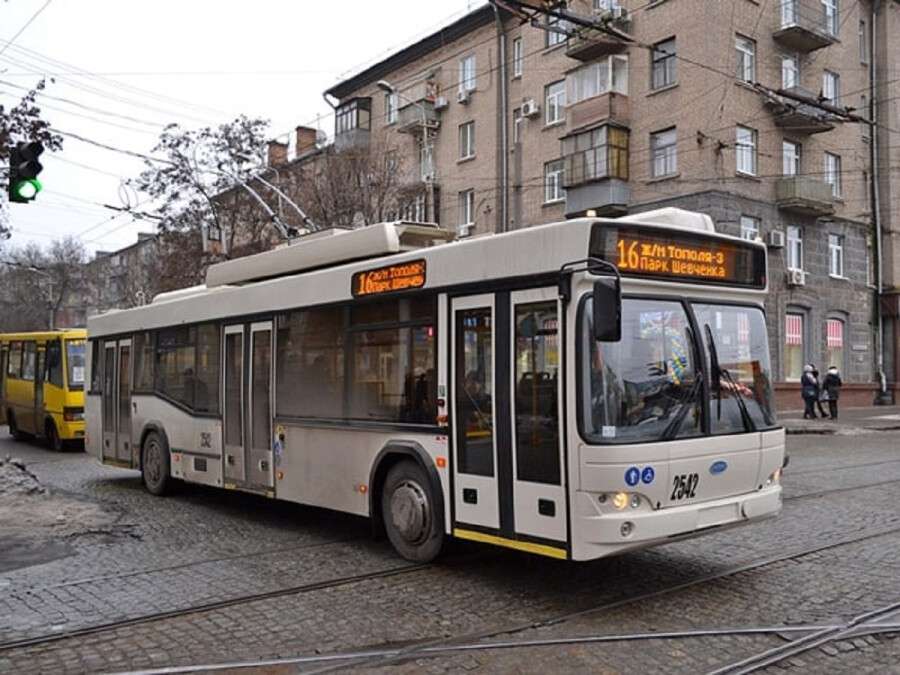 Новости Днепра про Как работает общественный транспорт Днепра 10 января: расписание