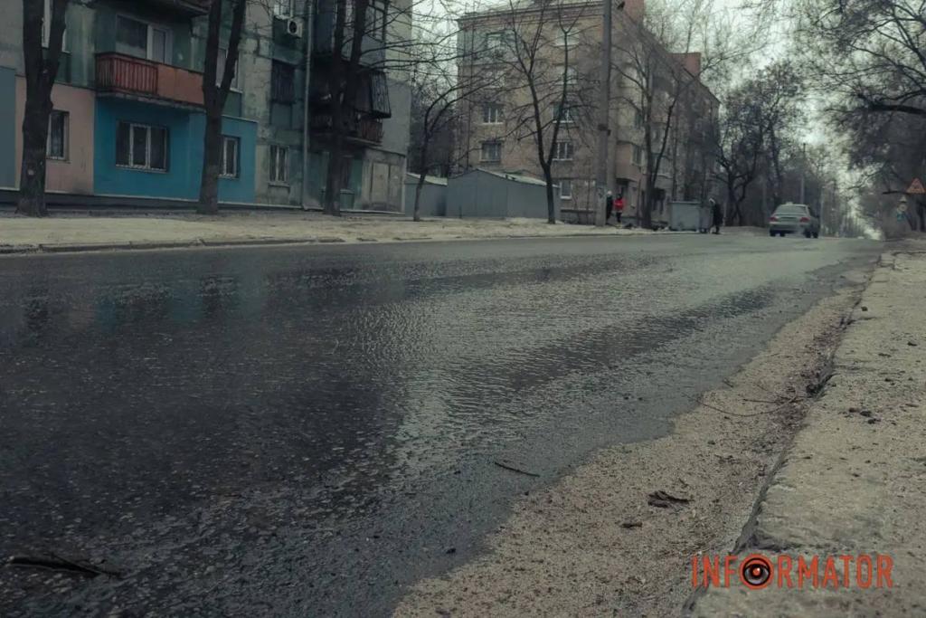 Новости Днепра про У Дніпрі на вулиці Орловській утворилася річка: у чому причина