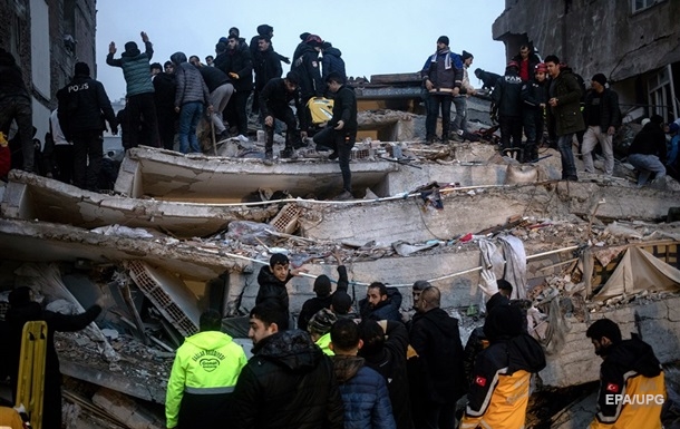 Новости Днепра про Мощное землетрясение в Турции унесло жизни 500 человек: есть ли погибшие среди украинцев и что известно о последствиях