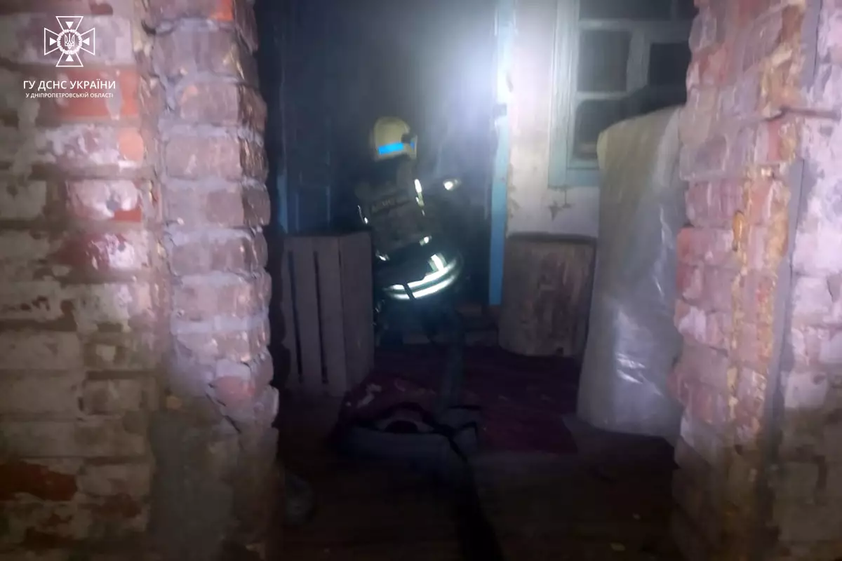 Новости Днепра про Сгорел в доме: в Никополе обнаружили тело мужчины на месте пожара