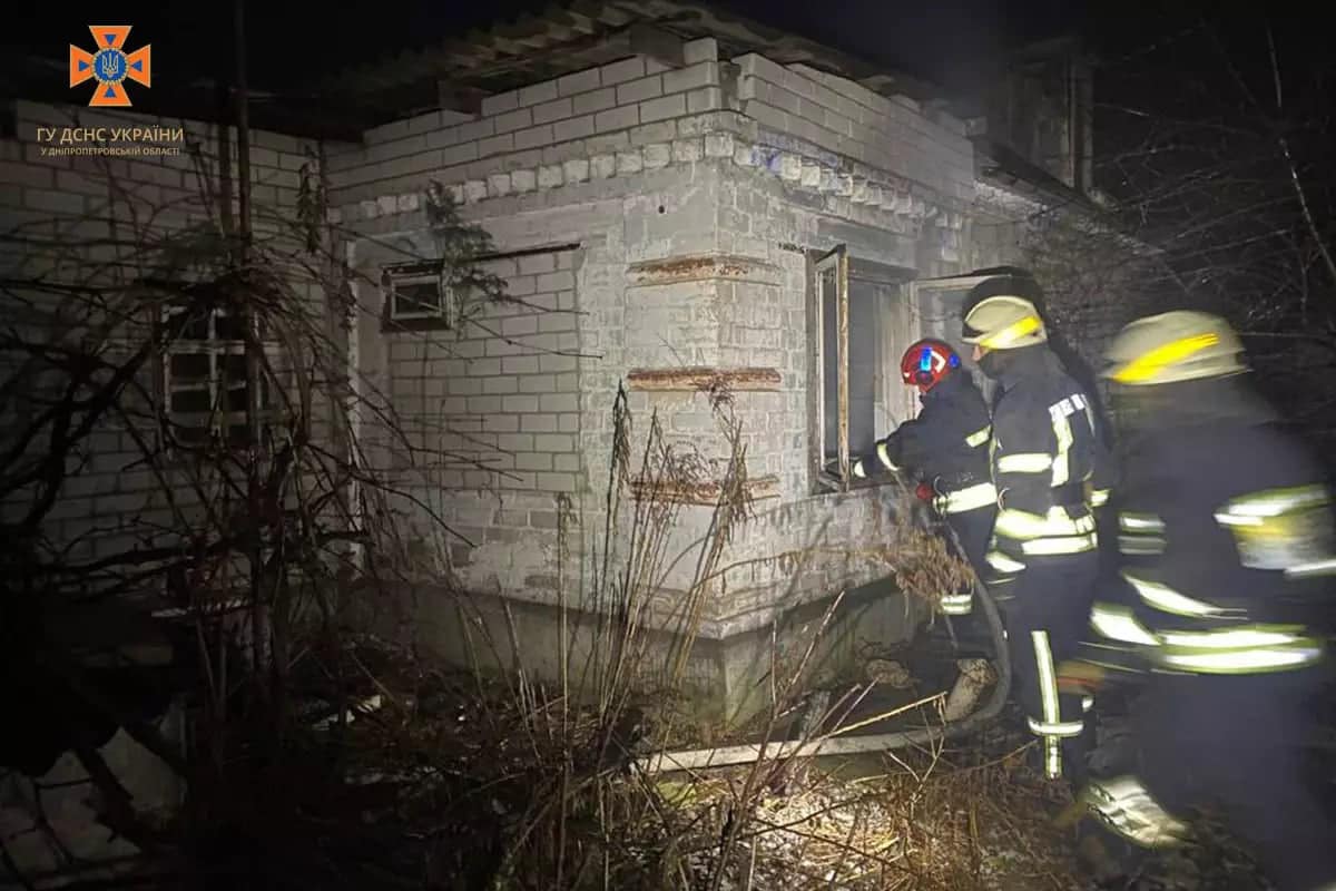 Новости Днепра про В Днепре в горящем доме нашли тело мужчины