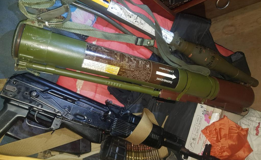 Новости Днепра про Гранаты, патроны, ружья и порох: у жителя Павлограда обнаружили арсенал оружия