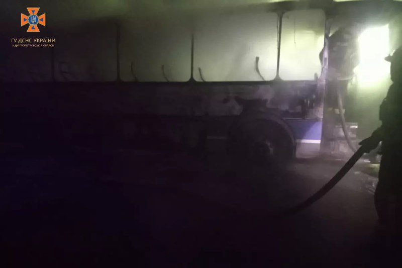 Новости Днепра про Ранок не з кави: у Покрові загорівся пасажирський автобус